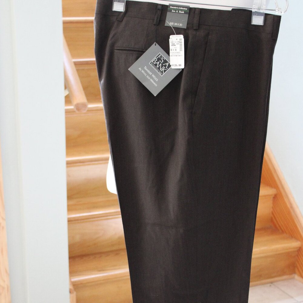 Jos A Bank NWT $125. Traveler Wool Less Wrinkles Men Dress Pants Brown SZ 38X34